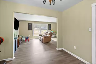 1516 Paisley Ave, Fayetteville, NC 28304 - Photo 9