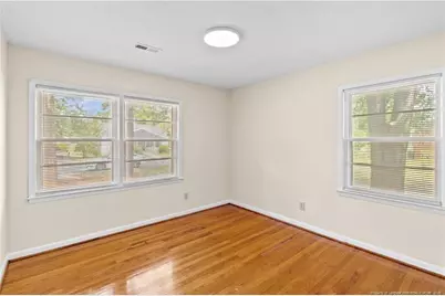 310 N 4th Street, Saint Pauls, NC 28384 - Photo 21