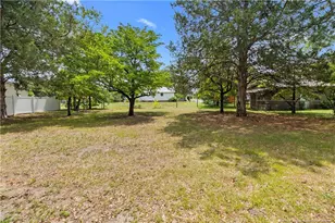 310 N 4th St, Saint Pauls, NC 28384 - Photo 5