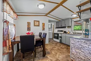 1322 Crenshaw Dr, Saint Pauls, NC 28384 - Photo 7