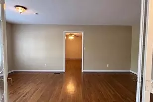 6204 Milford Dr, Fayetteville, NC 28303 - Photo 3