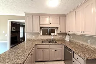 1530 Redbud Dr, Fayetteville, NC 28311 - Photo 11