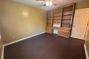 685 Glenola St, Fayetteville, NC 28311 - Photo 29