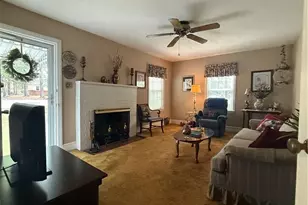 112 N Wright St, Raeford, NC 28376 - Photo 17
