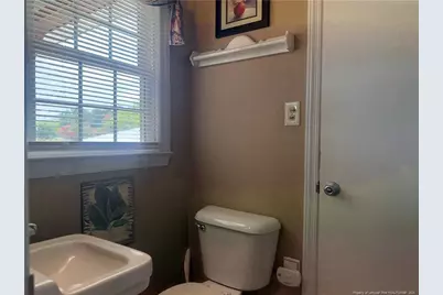 112 N Wright Street, Raeford, NC 28376 - Photo 23