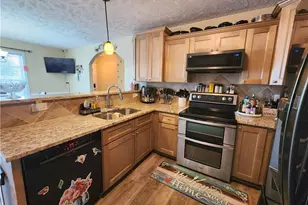 122 Middle Ct, Raeford, NC 28376 - Photo 5