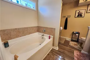 122 Middle Ct, Raeford, NC 28376 - Photo 17