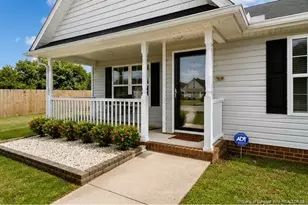 122 Middle Ct, Raeford, NC 28376 - Photo 1