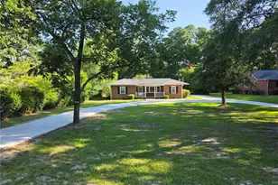 216 Country Club Dr, Fayetteville, NC 28301 - Photo 3