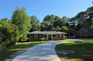 216 Country Club Dr, Fayetteville, NC 28301 - Photo 5