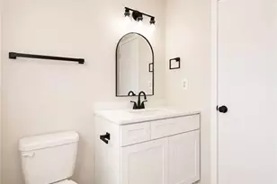 1422 Tangora Ln, Fayetteville, NC 28304 - Photo 11