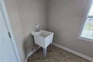 302 Cornhill Rd, Fayetteville, NC 28312 - Photo 23