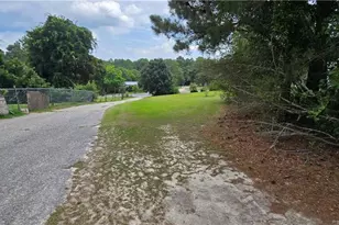390 Kathleen Rd, Lillington, NC 27546 - Photo 33