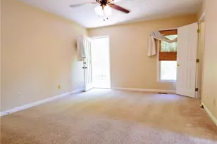 5050 Summer Ridge Rd, Fayetteville, NC 28303 - Photo 17