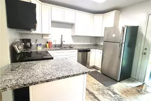 6537 Vineyard Dr, Fayetteville, NC 28304 - Photo 5