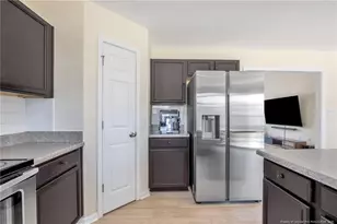 2544 Hunting Bow Dr, Hope Mills, NC 28348 - Photo 11