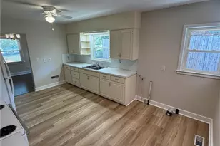 521 Vista Dr, Fayetteville, NC 28305 - Photo 7