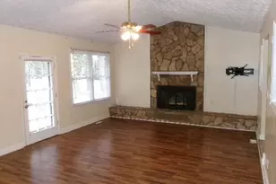 429 Oakgrove Dr, Fayetteville, NC 28314 - Photo 9