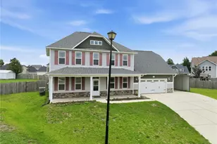 2000 Roswell Rd, Fayetteville, NC 28314 - Photo 3