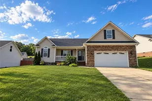 4608 Crystobal Rd, Fayetteville, NC 28311 - Photo 1