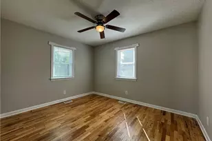 405 Laura Ct, Spring Lake, NC 28390 - Photo 11