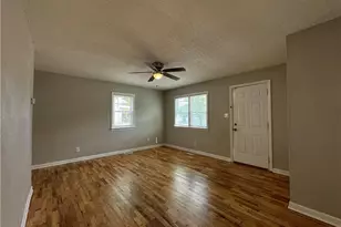 405 Laura Ct, Spring Lake, NC 28390 - Photo 9