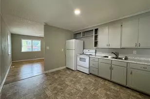 405 Laura Ct, Spring Lake, NC 28390 - Photo 5