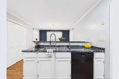 212 Fair Oaks Drive, Fayetteville, NC 28311 - Photo 5