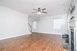 3921 Quarry Hollow Drive, Fayetteville, NC 28306 - Photo 11