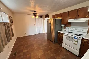 3241 Vardaman Ave, Hope Mills, NC 28348 - Photo 9