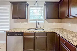 1716 Rock Creek Ln, Fayetteville, NC 28301 - Photo 13