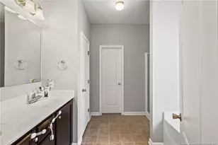 6613 Planters Row Dr, Hope Mills, NC 28348 - Photo 25