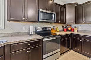 6613 Planters Row Dr, Hope Mills, NC 28348 - Photo 13