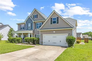 6613 Planters Row Dr, Hope Mills, NC 28348 - Photo 3