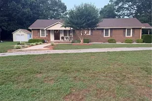 823 Abbott Rd, Henderson, NC 27537 - Photo 1