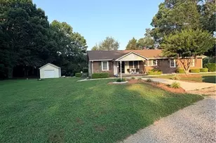 823 Abbott Rd, Henderson, NC 27537 - Photo 1