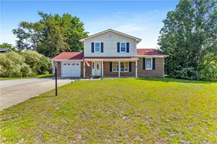 6870 Beaver Stone Dr, Fayetteville, NC 28314 - Photo 1
