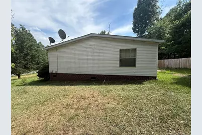 9101 Boston Road, Roxboro, NC 27574 - Photo 5