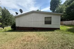 9101 Boston Rd, Roxboro, NC 27574 - Photo 5