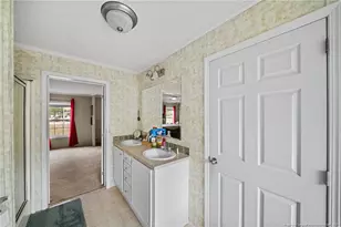 4694 Mt Zion Church Rd, Maxton, NC 28364 - Photo 17