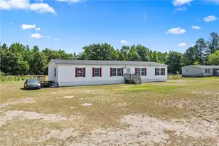 4694 Mt Zion Church Rd, Maxton, NC 28364 - Photo 29
