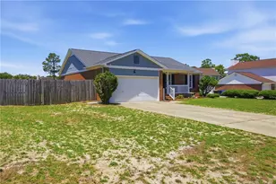 208 Laketree Blvd, Spring Lake, NC 28390 - Photo 3