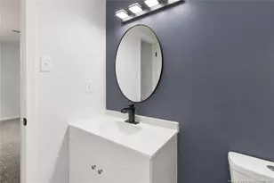 702 Platinum St, Fayetteville, NC 28311 - Photo 11