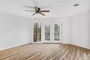10765 Barker Ten Mile Rd, Saint Pauls, NC 28384 - Photo 17