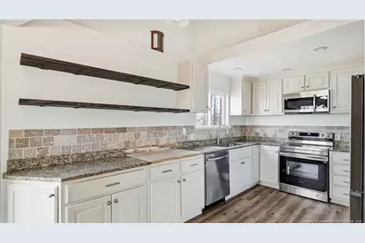 10765 Barker Ten Mile Road, Saint Pauls, NC 28384 - Photo 5