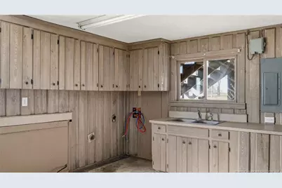 10765 Barker Ten Mile Road, Saint Pauls, NC 28384 - Photo 27