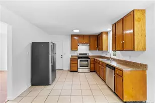 5706 Demarest Ct, Fayetteville, NC 28311 - Photo 11