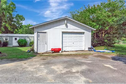 591 E Great Marsh Church Road, Saint Pauls, NC 28384 - Photo 23