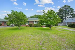 545 Waterbury Dr, Fayetteville, NC 28311 - Photo 5