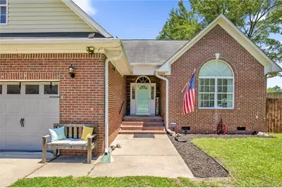 365 Chestnut Drive, Raeford, NC 28376 - Photo 5